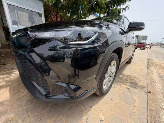 2024 Toyota Freelander Hybrid 2.0L image 3