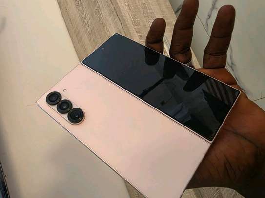 Samsung galaxie Z fold6 256GB 12GB image 8
