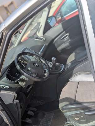 Renault Scrnic 2018 image 5