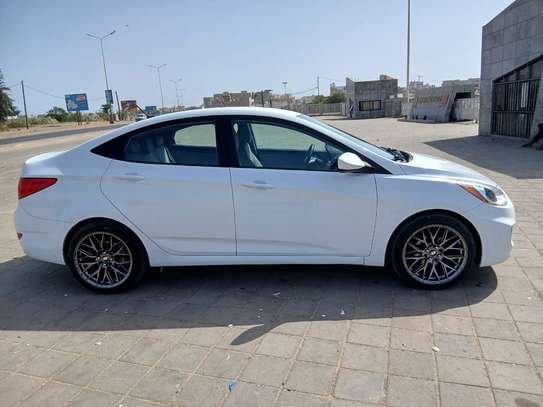 Vente Hyundai Accent 2017 image 5