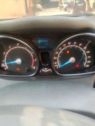 Ford fiesta 2015 image 8