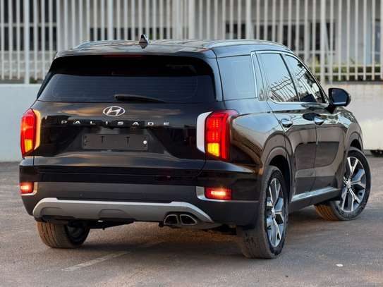 Hyundai Palisade SUV noir spacieux image 11