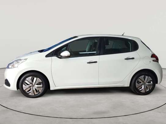 Peugeot 208 2018 à Vendre image 8