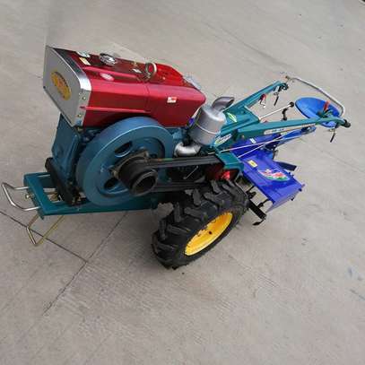 Motoculteur essence puissant pneus tout-terrain image 6