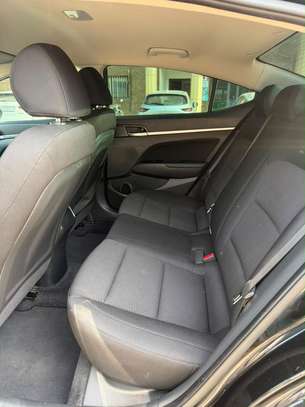 Hyundai elantra 2019 image 4