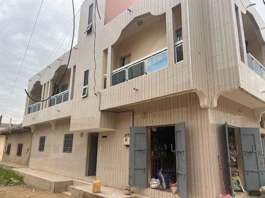 Villa R+1 Darou thioub près de keur massar image 3