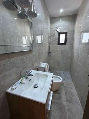 Appartement à louer Almadies image 6