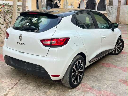 Renault clio 2018 image 4