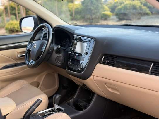 Mitsubishi Outlander SEL 7 places 4 cylindres image 9