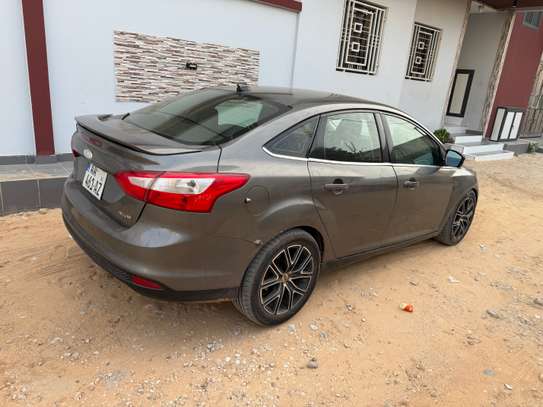 Ford Focus image 3