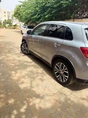 Mitsubishi outlander sport 2017Gris métallisé SUV compact image 6