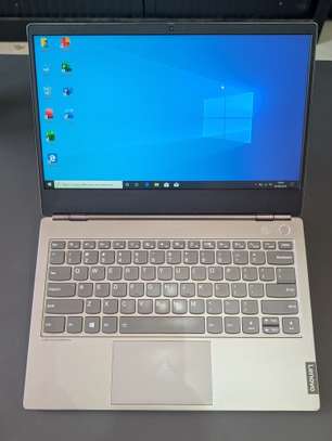 Lenovo thinkbook i5 8th 256gb 8gb ram image 2
