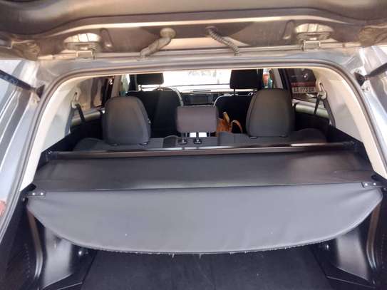 Toyota rav 4 XLE 2015 image 13