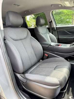 Hyundia Santafe 2023 image 7