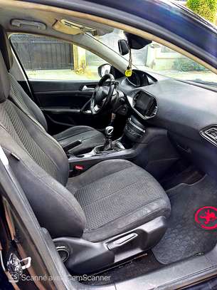 Peugeot 308 2017 image 6