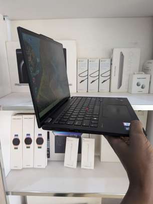 Lenovo X1 3 yoga gen5 Intel ultra 7 graphique ) 16  ) 1 tera image 4