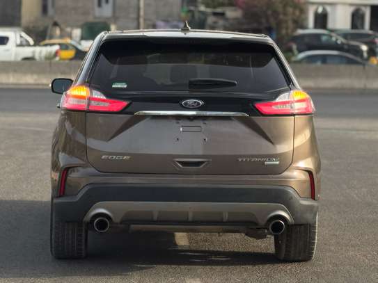 Ford Edge Titanium 2019 4 cylindres 2.0L image 2