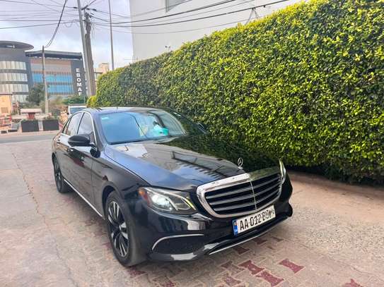Mercedes E300 2018 image 11