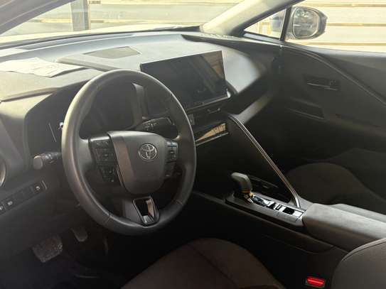 Toyota CHR Hybride SUV Blanc 2024 image 5