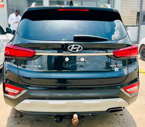 Hyundai santa fé 2019 image 4