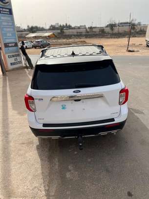 Ford explorer xlt image 5