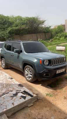 Location jeep renegade image 4