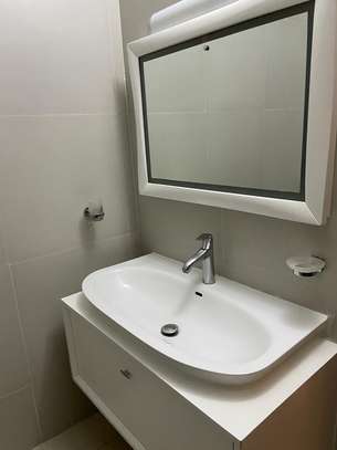 Joli appartement F4 meublé à louer aux Almadies image 6