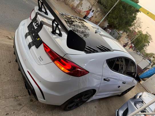 Hyundai avante 2017 à vendre image 2