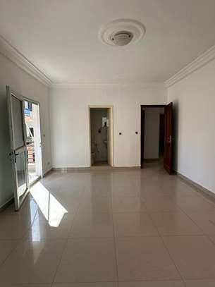 Appartement spacieux à Ouakam (derrière terminus p7) image 10