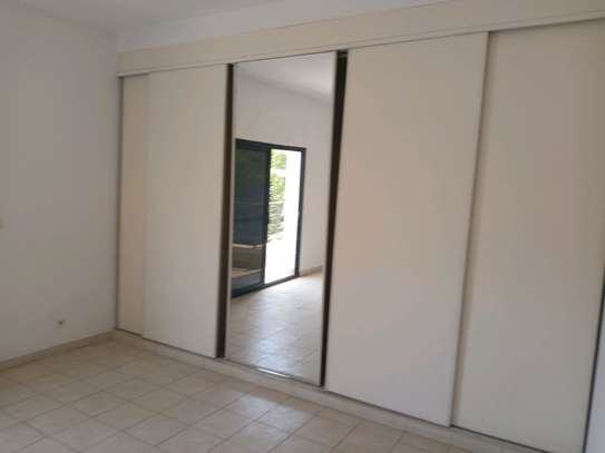 villa louer mermoz image 10