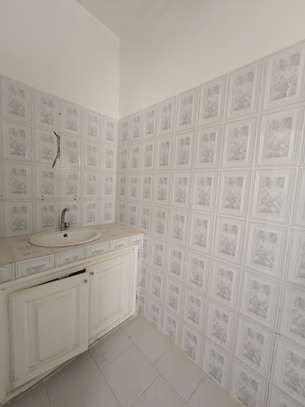 Bureau Appartement F3 à  Mermoz image 8