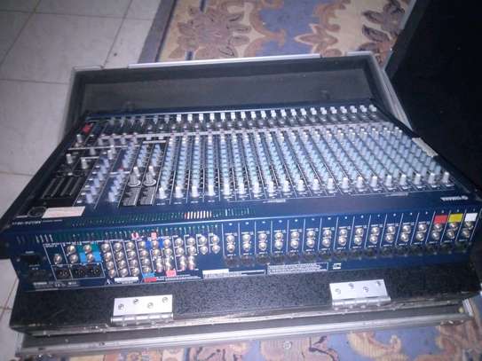 Table mixage MG24 image 2