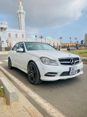 Mercedes C300 2012 image 2