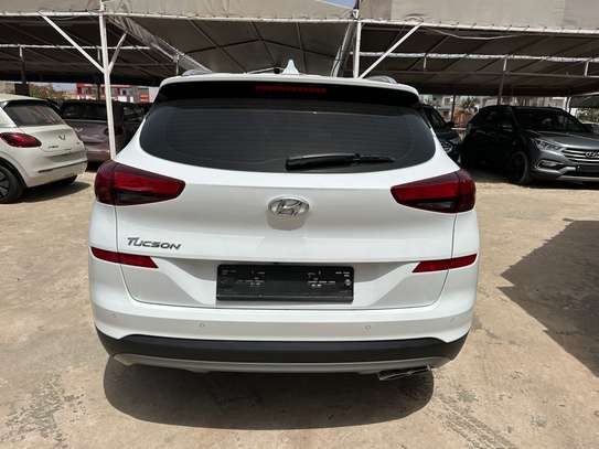 Hyundai image 8