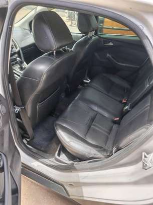 Je vend ma ford focus 2014 image 8