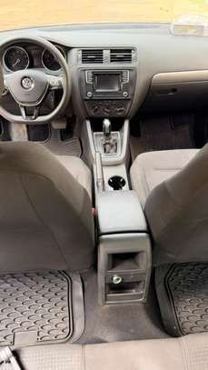 Location Volkswagen Jetta image 5