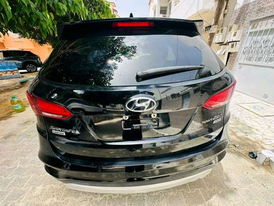 Hyundai santafe 2017 image 3