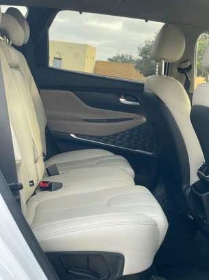 Hyundai Santa Fe AWD 2020 image 7