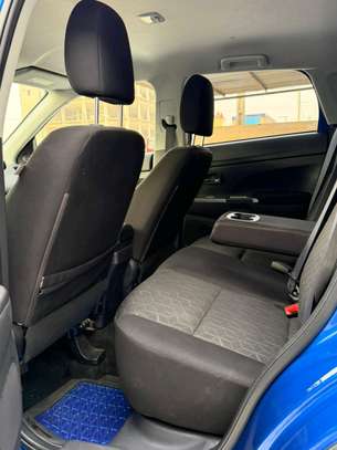 Mitsubishi SUV compact 5 portes bleu polyvalent image 10