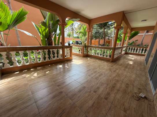 Charmante villa à louer Ngor Virage image 4