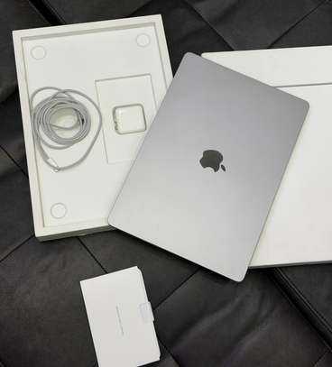 MacBook Air M3 2024 15pouces image 2
