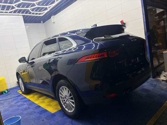 Jaguar F Pace 2017 image 5