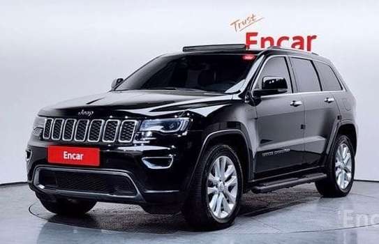 Jeep Grand Cherokee 2017 full options image 13