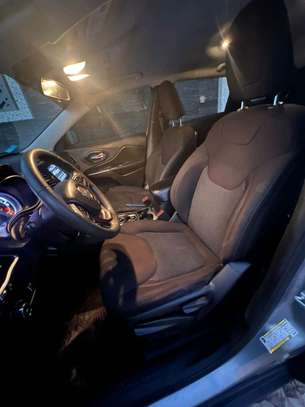 JEEP CHEROKEE image 11
