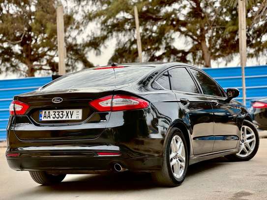 Ford fusion SE année 2016 Disponibles Location image 5