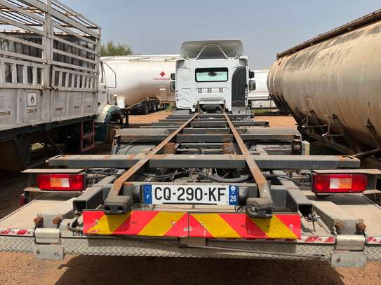 Camion porteur 10 tonnes image 8