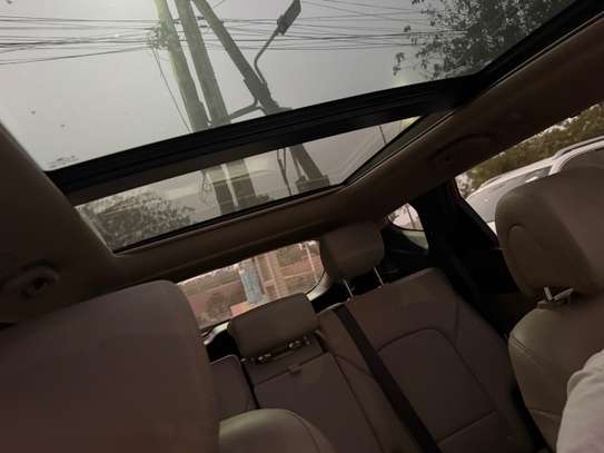 Hyundai Santafé ultimate 2018 image 8