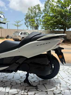Honda Forza 300 injection - Nouveau modèle image 9