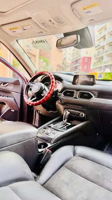 Location Mazda CX5 Touring image 9