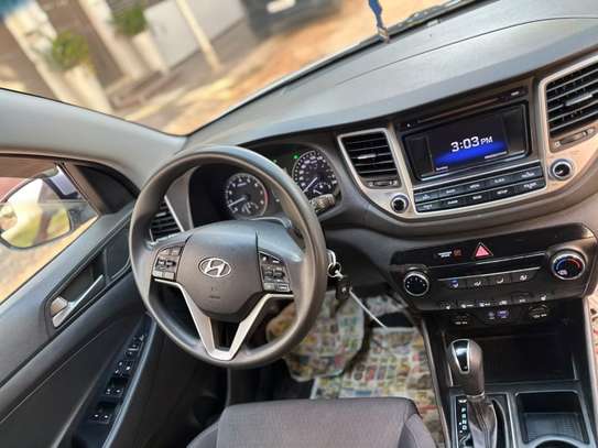 Hyundai Tucson 2018 SUV Confort Sécurisé image 9